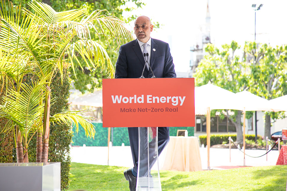 Dr. Samir Serhan speaking at World Energy carbon-cutting event